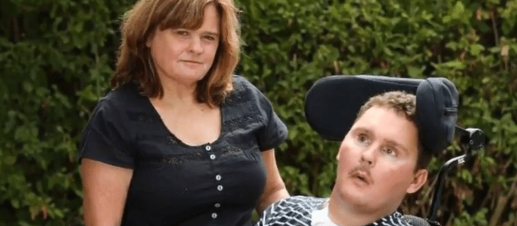Wegen dieser elenden Ess-Wette sitzt ein Australier jahrelang behindert im Rollstuhl
