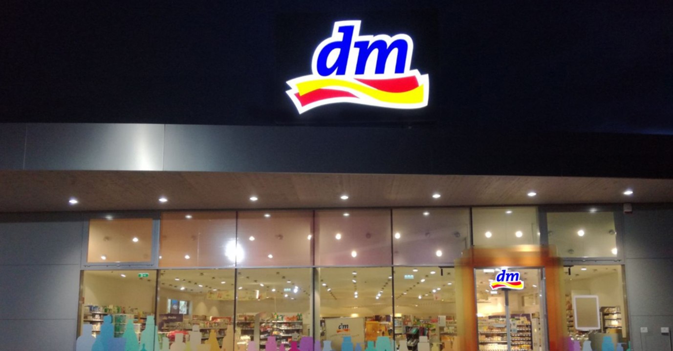 dm-Filiale trifft jetzt eine Entscheidung, die die Meinung von Kunden und Tierfreunden spaltet