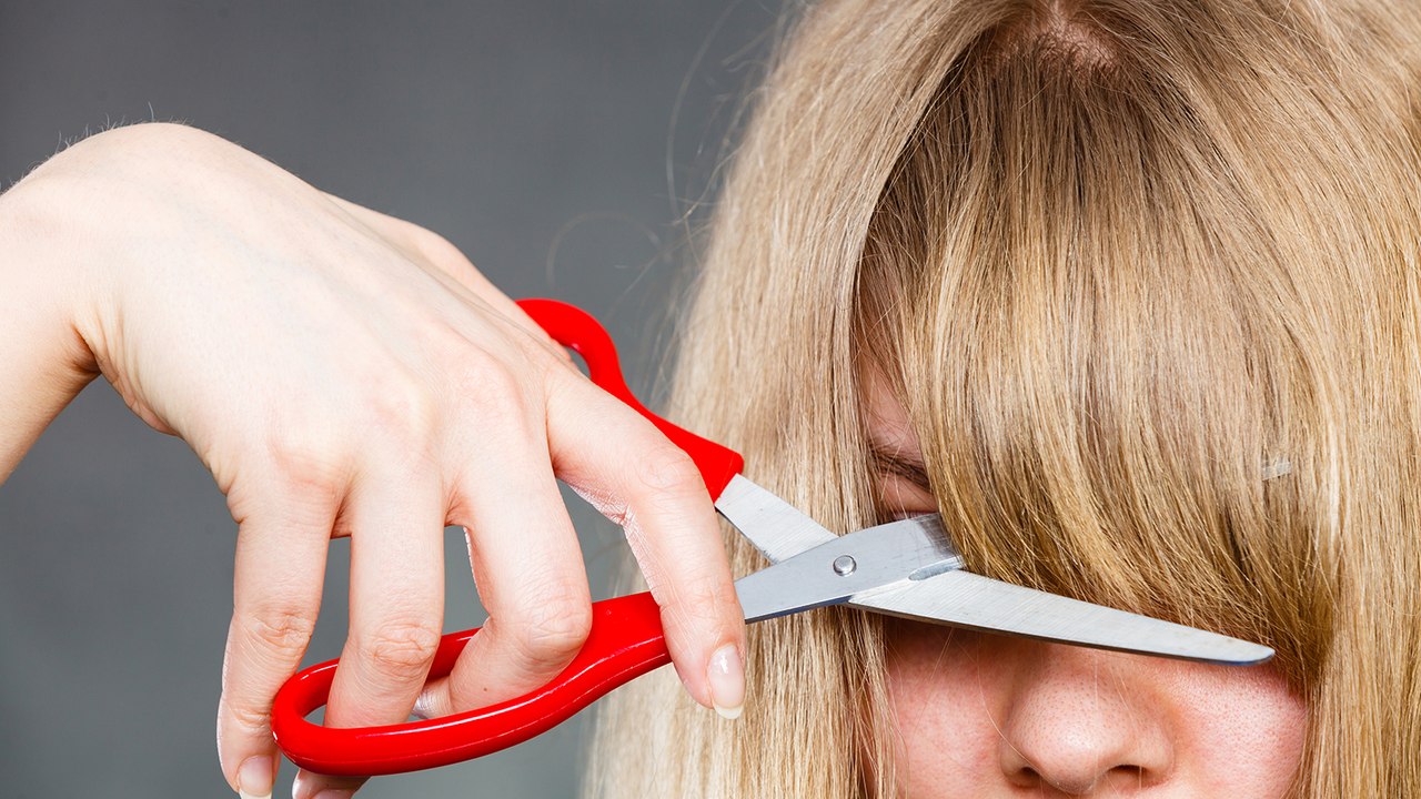 So gelingt der perfekte Pony - ohne dein Haar auch nur einen Millimeter abzuschneiden