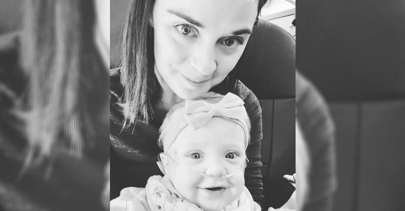 Im Flugzeug: Eine Mutter und ihr schreiendes Kind müssen Sitzplatz verlassen