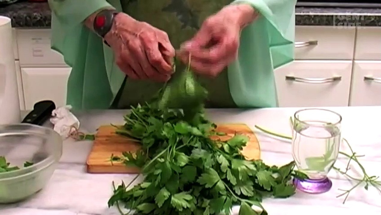 Petersilie in der Vagina: Ärzte warnen vor vermeintlichem 'Tipp'!
