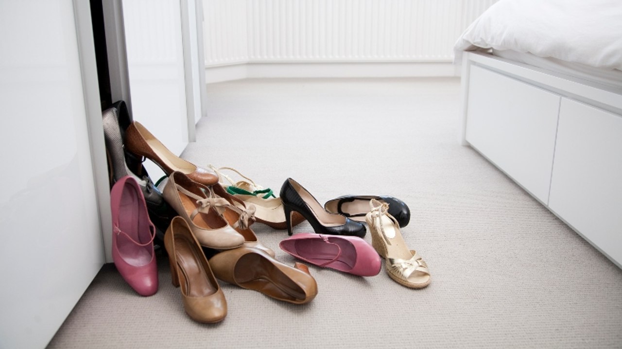 Dieses kleine Wunder von Amazon bringt Ordnung in dein Schuh-Chaos!