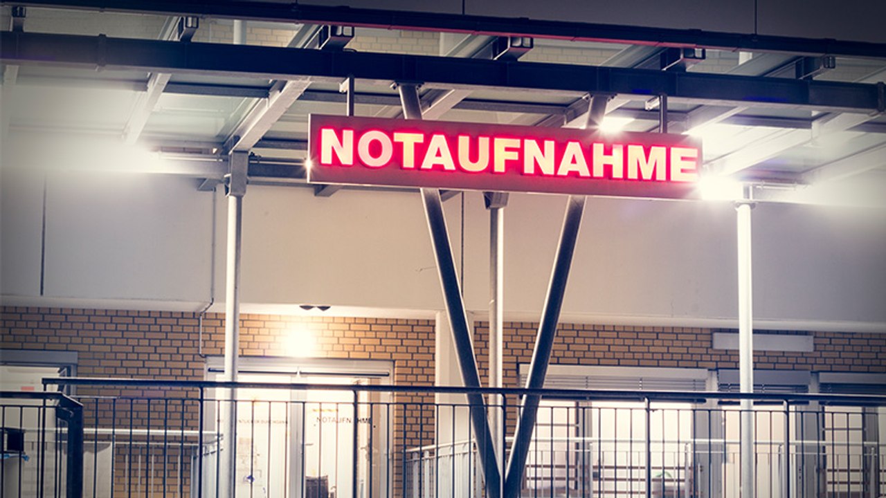 Schlimme Folgen: Ehemaliger 'Adam sucht Eva'-Star nach Schwangerschaft erneut im Krankenhaus