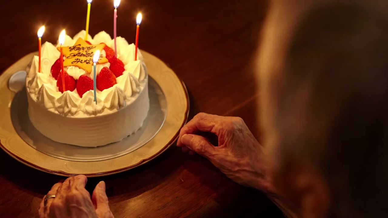 Covid-19 ohne Symptome: 105-Jährige überlebt Corona mit diesem Ritual