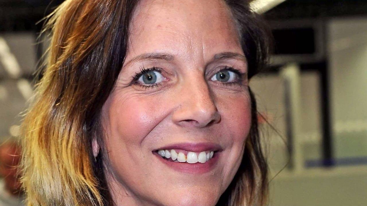 Frisch verliebt: Danni Büchner legt ihren Ehering ab