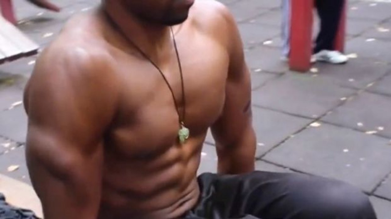 Street workout: trainingsprogramm für bauchmuskeln