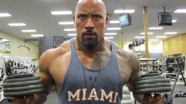 Muskeltraining mit Dwayne The Rock Johnson