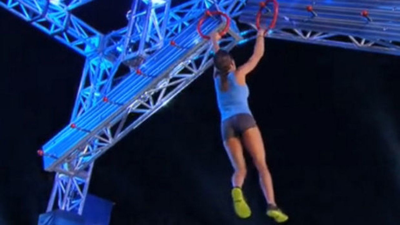 American Ninja Warrior: Die schöne Kacy Catanzaro ist die erste und einzige Frau, die das Finale erreicht