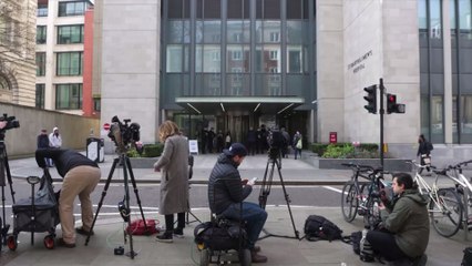 Herz-OP bei Prinz Philip: Dankt die Queen seinetwegen ab?