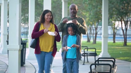 "Wo ist Herrchen?": So gewöhnst du deinen Hund an die Maske