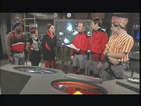 Dans une galaxie près de chez vous Saison 1 - Attendez-nous pas pour souper! (EN)