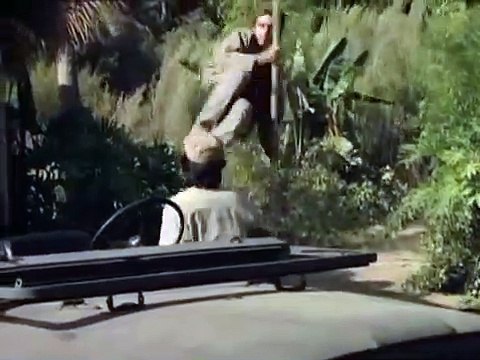 MacGyver Saison 0 - Opening (EN)