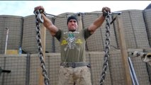 Das erschöpfende Training von amerikanischen Marines bei vollem Einsatz