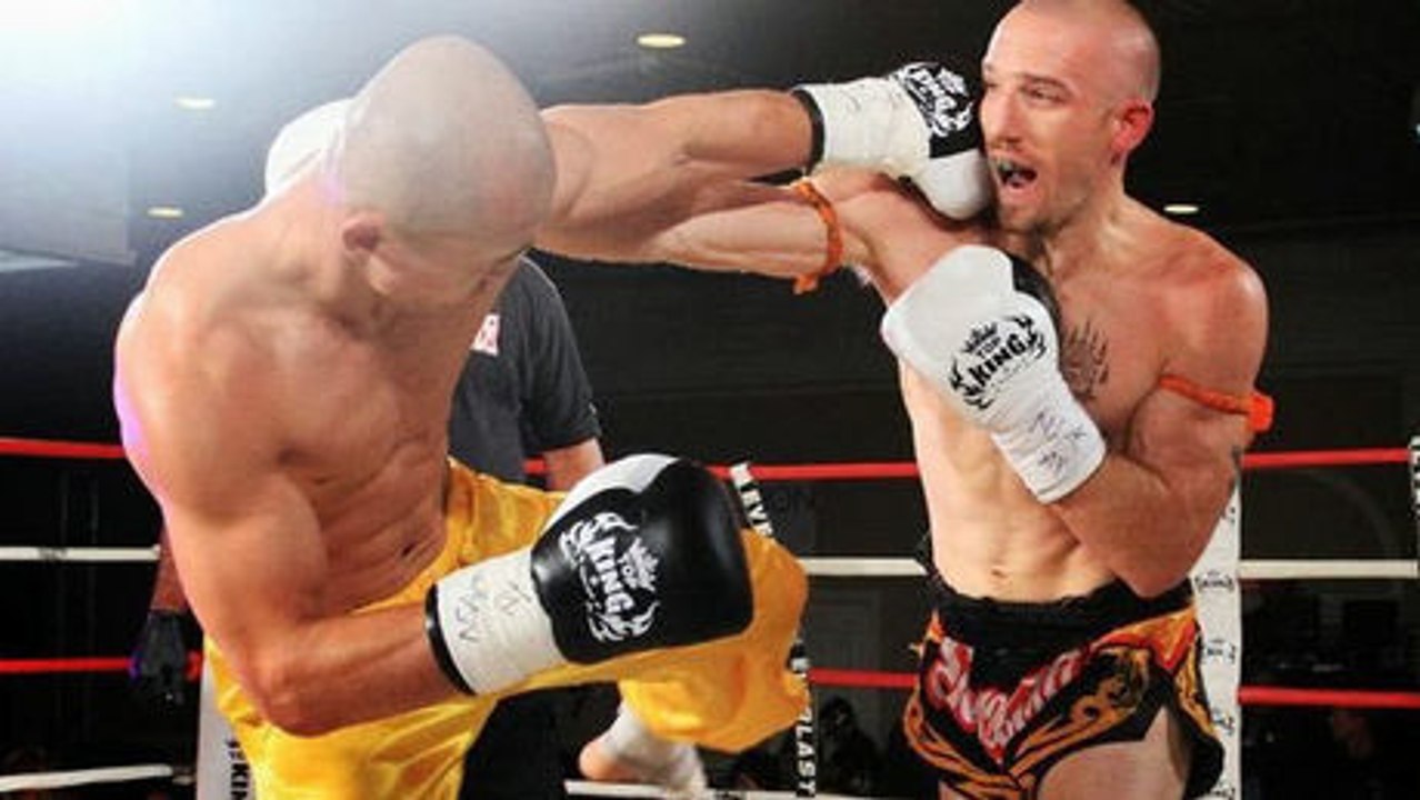 Der unvergessliche K.O.-Schlag des Yi Long gegen einen brasilianisch Muay Thai Kämpfer