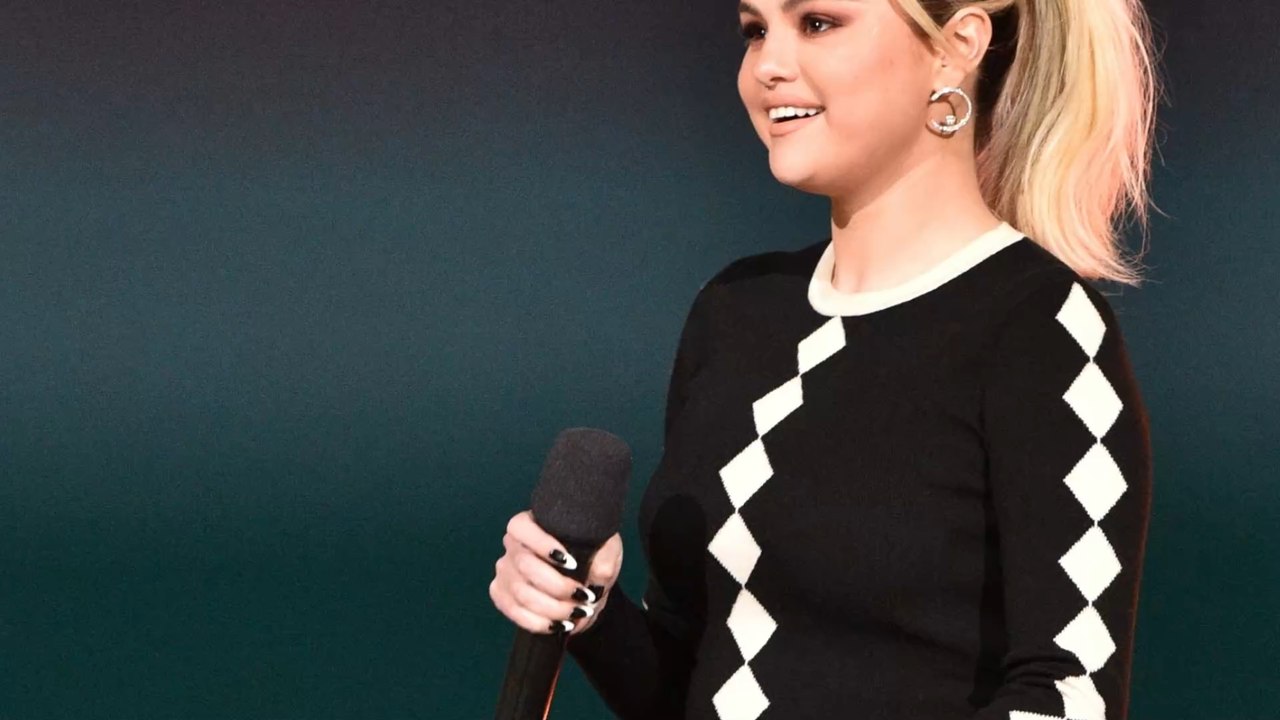 'Ich war viel zu jung': Selena Gomez rechnet mit früheren Beziehungen ab