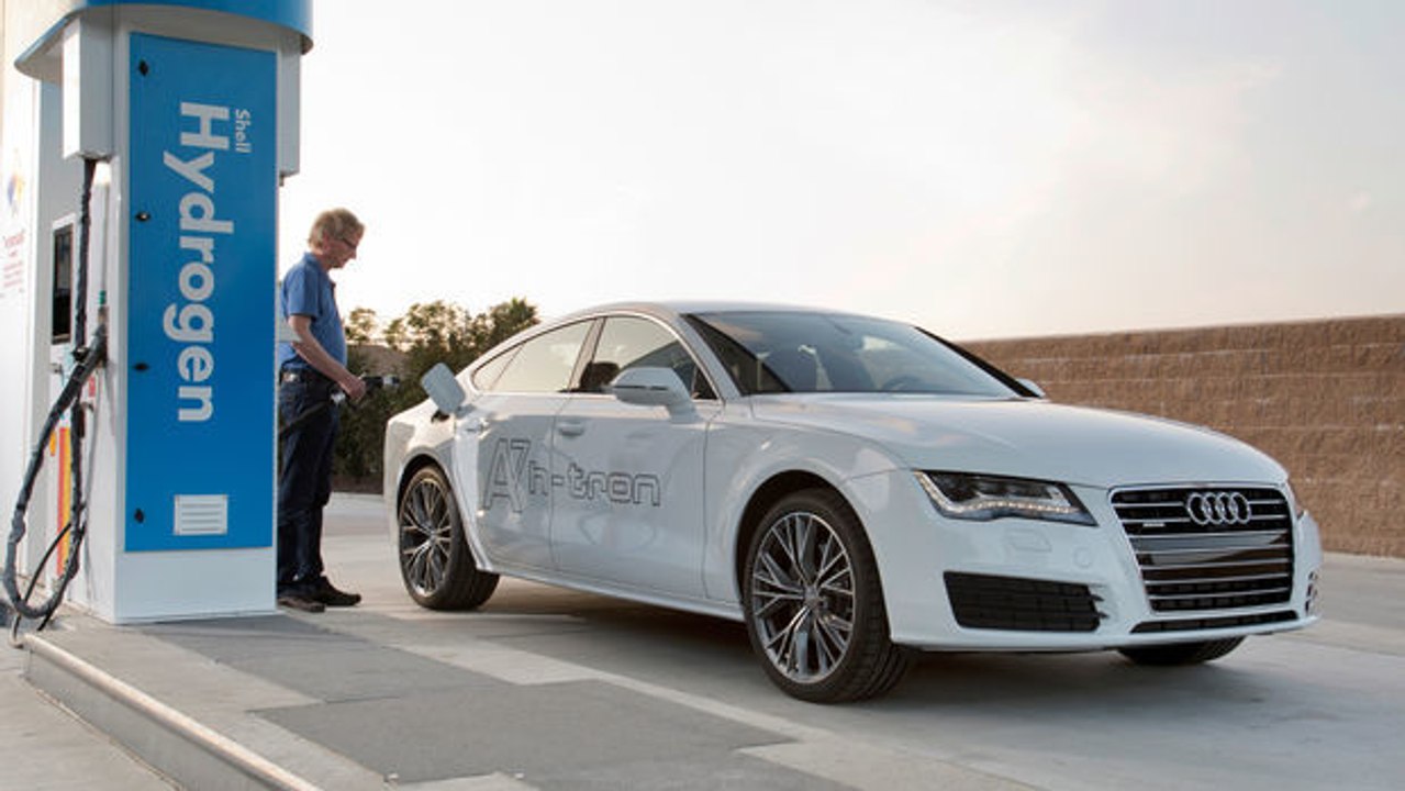 Audi entwickelt den ersten sauberen Kraftstoff auf Wasser- und Luftbasis