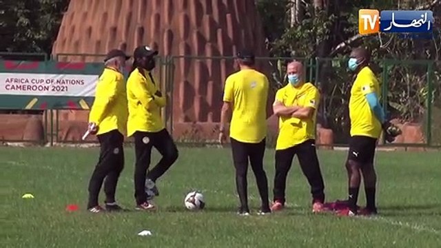 مدرب السنغال: نعرف جيدا المنتخب البوركينابي الذي كشف عن قدرات جيدة وجاهزون لهذا الموعد