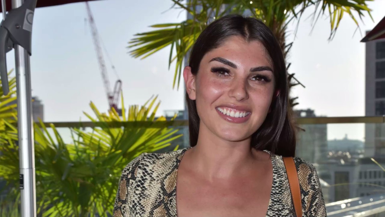 Yeliz Koc lässt Fans abstimmen, ob Jimi Blue Ochsenknecht mit in den Kreißsaal darf