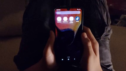 Drillingsschwestern: "Es ist beinahe unmöglich, einen Mann zu daten ohne unangenehme Vermutungen"