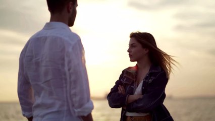 Beziehungsende: Dieses eine Wort verrät dir, ob du kurz vor der Trennung stehst