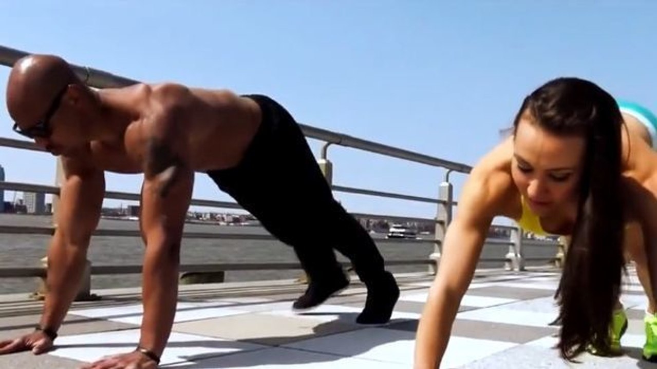 4 Übungen, die man in sein Bauchmuskeltraining einbringen sollte!