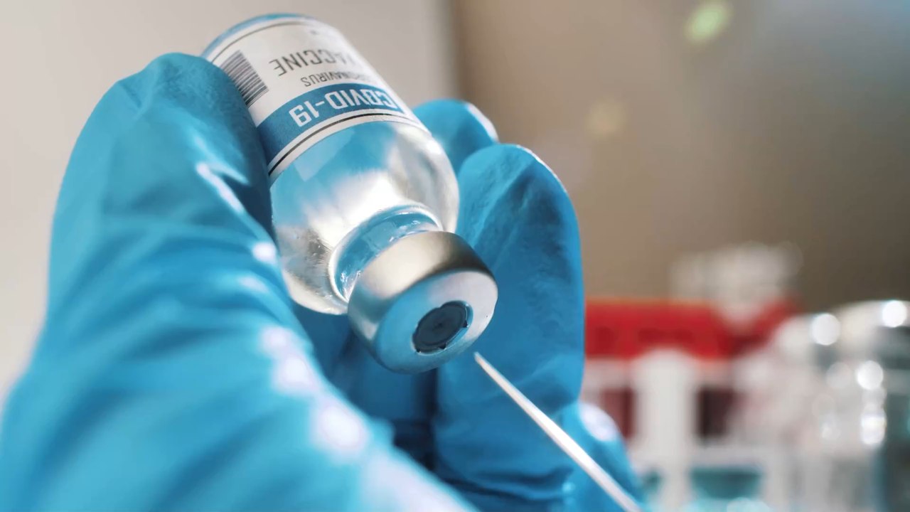 'Wunder der modernen Wissenschaft': In Europa hat die Corona-Impfung fast 500.000 Leben gerettet