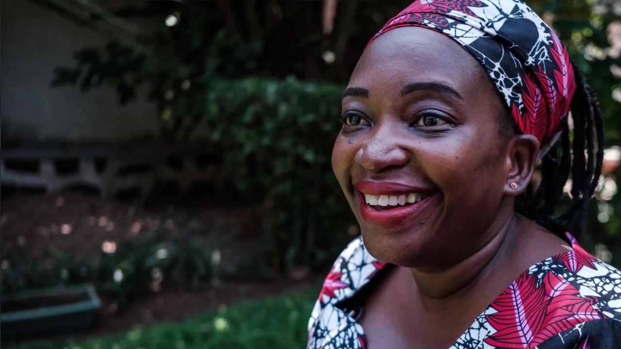 LGBTQ-Aktivistin Stella Nyanzi: Die 'frechste Frau Ugandas' muss flüchten