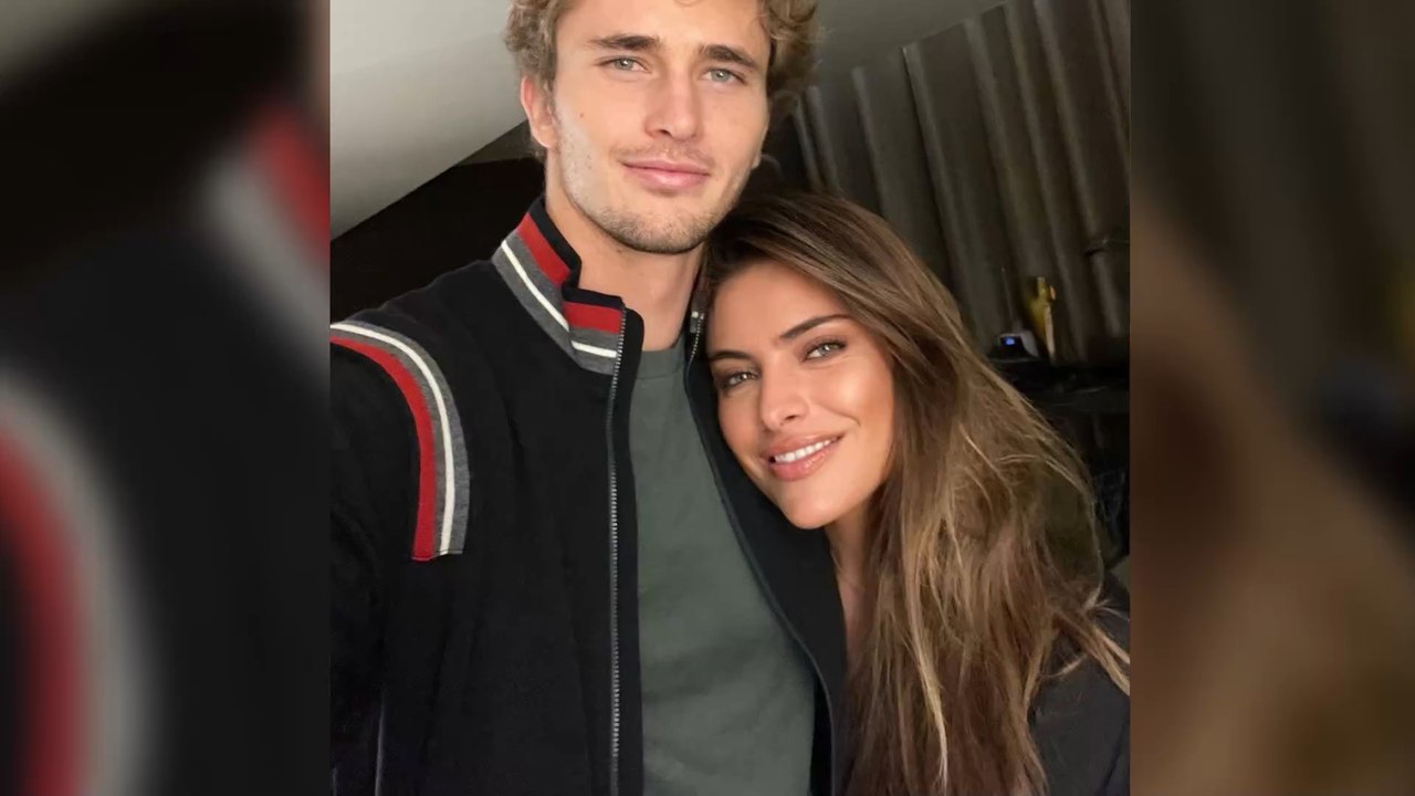 'Ich bin mehr als glücklich': Sophia Thomalla im Liebesglück