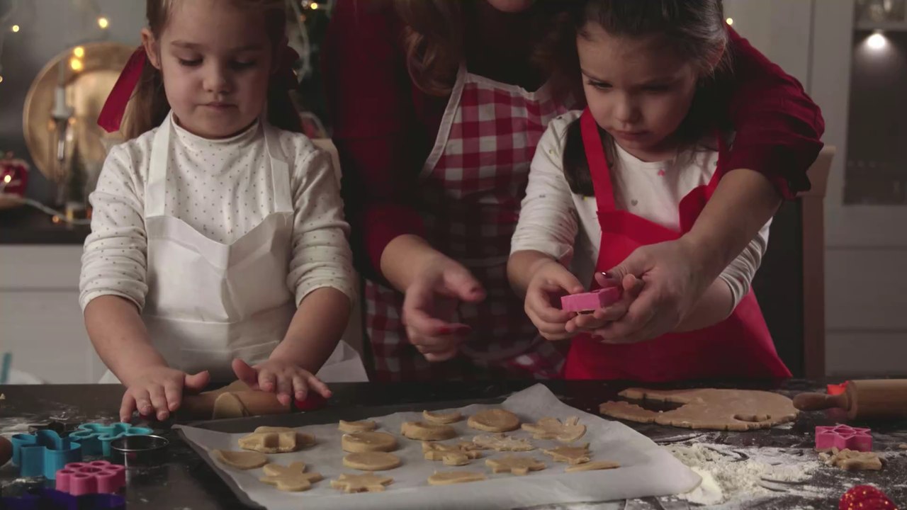 Nicht nur wegen Salmonellengefahr in Eiern: Roher Keksteig kann krank machen