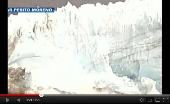 Argentine : un mur de glace se détache du glacier Perito Moreno