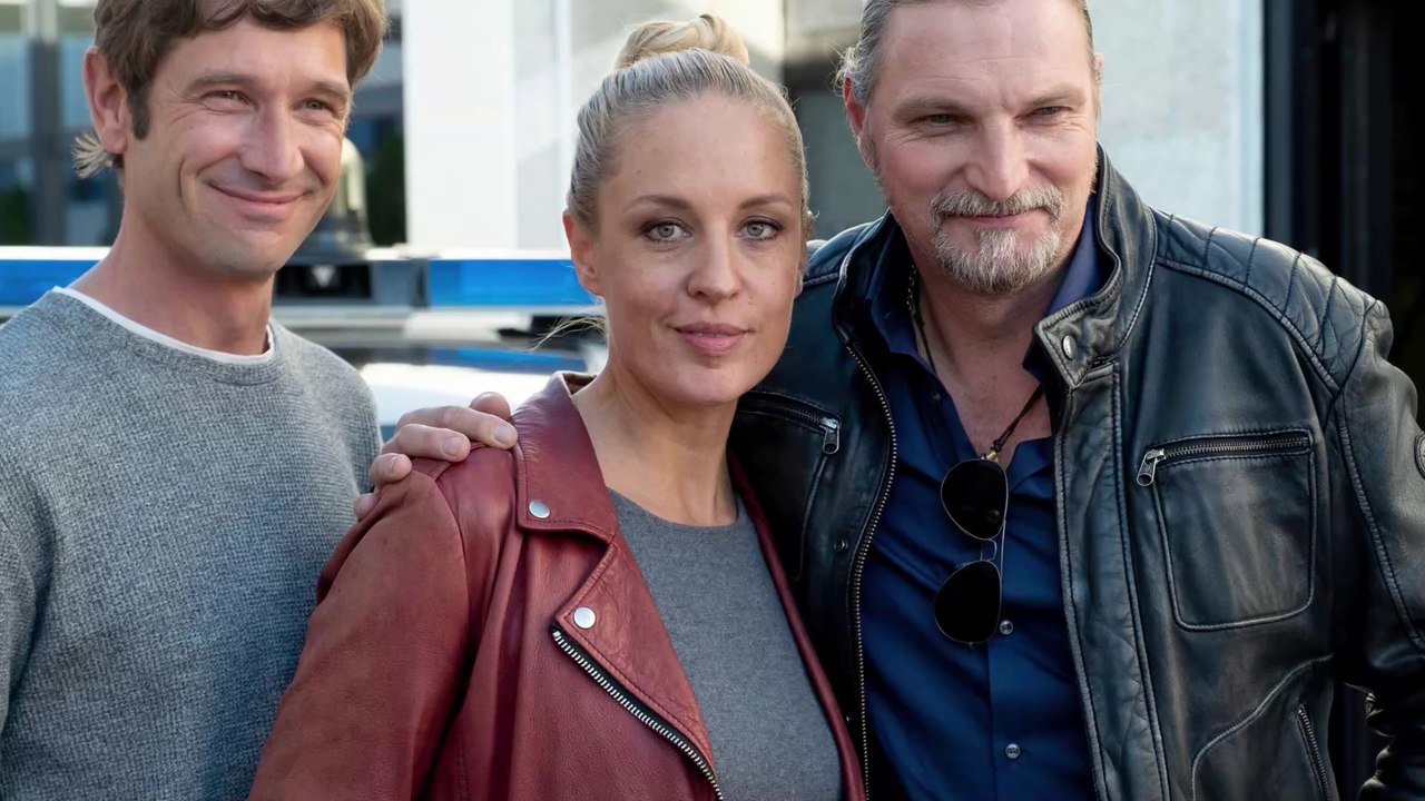 Düstere Prognose für 'SOKO'-Star Andreas Kiendl: „Die Ärzte prophezeiten mir, dass ich mit 30 Jahren vollkommen versteifte Hände haben würde“