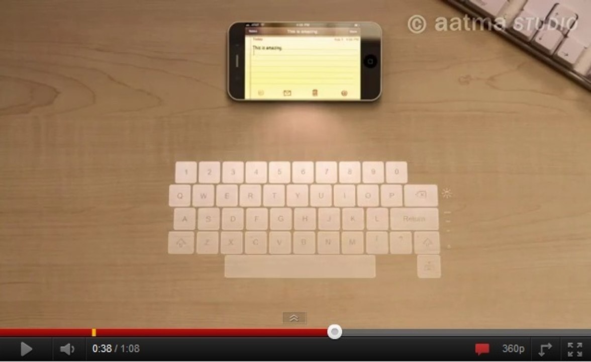 Un clavier qui se projette de votre iPhone sur votre bureau