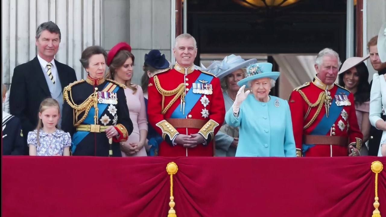 Genug ist genug': Queen setzt königlichen Scheidungen ein Ende!