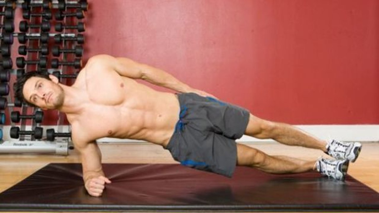 Die besten plank-variationen für einen gut trainierten körper