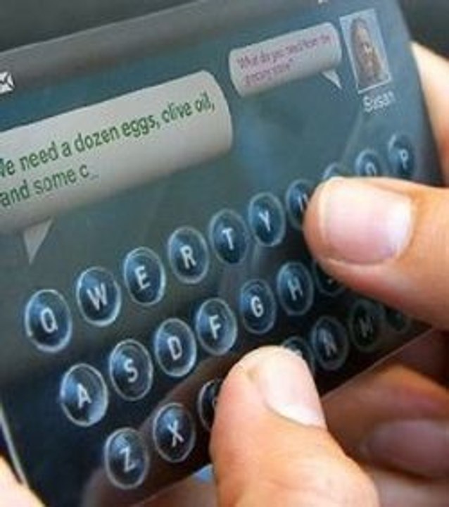 Des boutons en relief pour les écrans tactiles