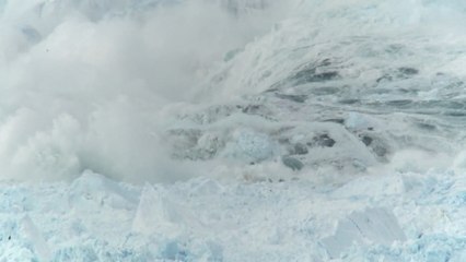 Découvrez la plus impressionnante rupture d'iceberg jamais filmée au Groenland