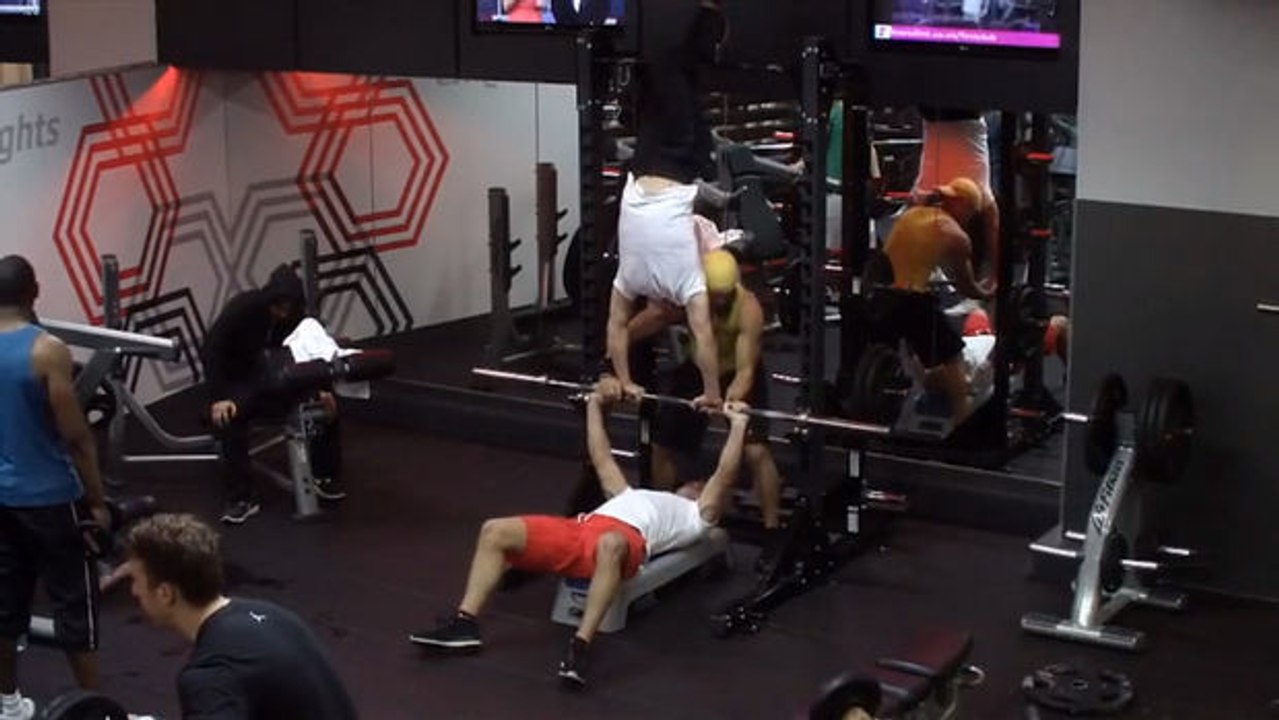 Damien Walters' irre Freestyle-Fitness bei versteckter Kamera