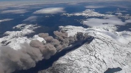 Le réveil du volcan Copahue déclenche l'alerte rouge au Chili et en Argentine