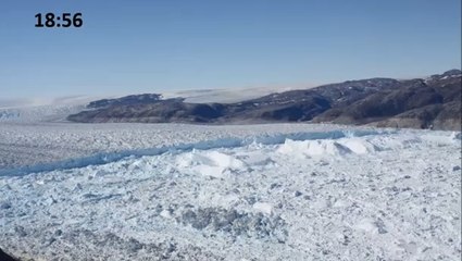 L'impressionnante fracture d'un glacier filmée par des chercheurs au Groenland