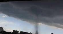 Une impressionnante tornade fait plus de 60 blessés près de Tokyo