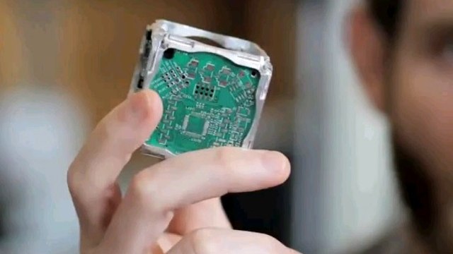 M-Block, un micro-robot cube qui s'auto-assemble !