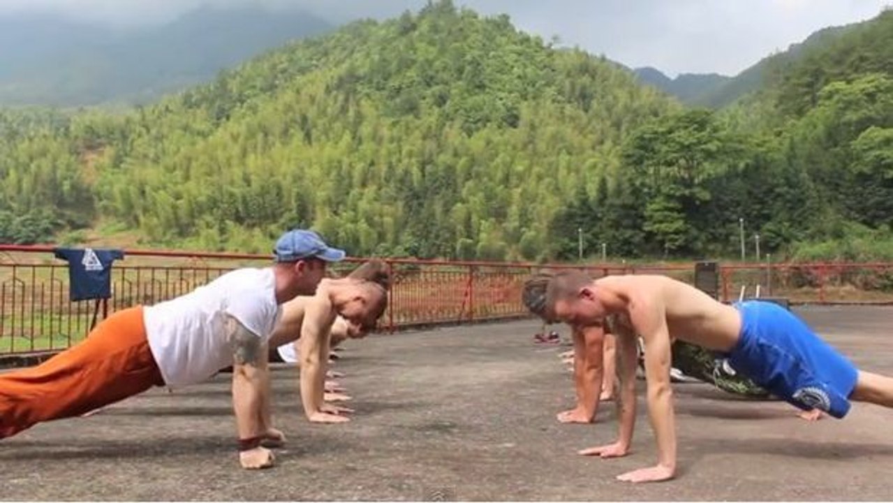 Liegestütz-Wettbewerb: Wer gewinnt die „Bring Sally Up“-Challenge?