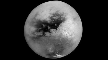 Des vagues observées pour la première fois sur une lune de Saturne