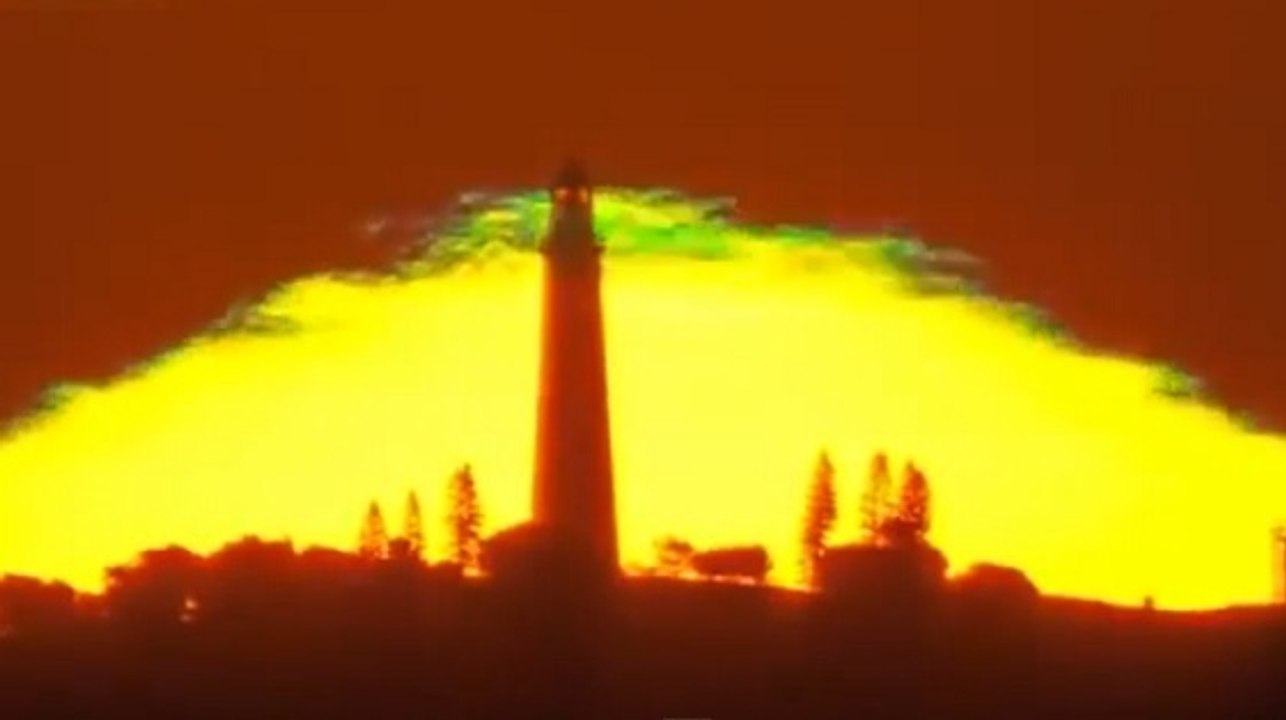 Une étonnante lumière verte observée lors d'un coucher de Soleil en Australie