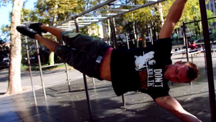 Lernen Sie die perfekte „menschliche Flagge“