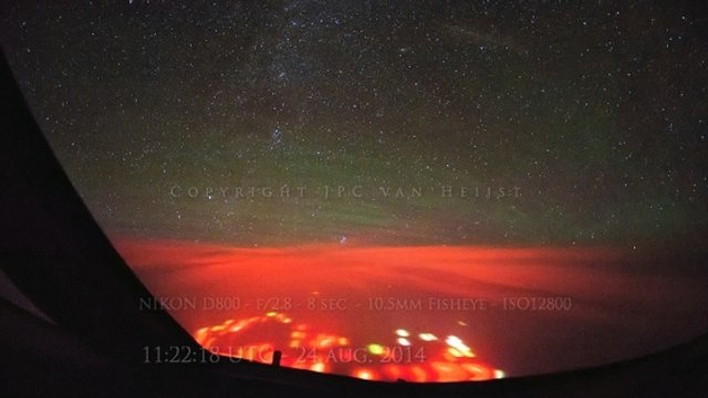 De mystérieuses lumières rouges observées par un pilote dans le Pacifique