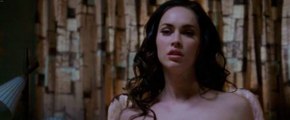 Megan Fox nackt im Film 