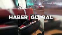 Tramvayın sevimli yolcusu uyuyarak İstanbul turu attı