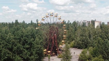 Un survol stupéfiant des restes de Tchernobyl, 28 ans après la catastrophe