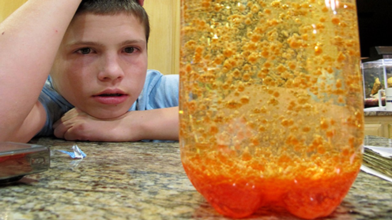 Fabriquez une lampe à lave en quelques minutes dans votre cuisine